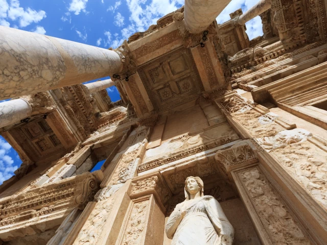 ephesus-coliseum